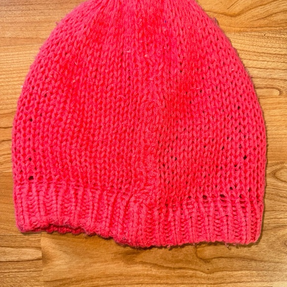 Women’s Vintage Coral Red Knit Used Winter Cute Hat - Picture 7 of 7